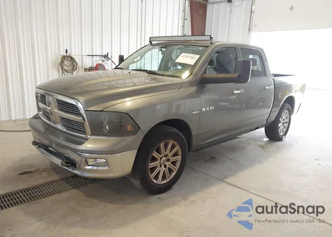 2010 Dodge Ram 1500 Slt/Sport/Trx z USA, uszkodzony, nr VIN 1D7RV1CT3AS239204
